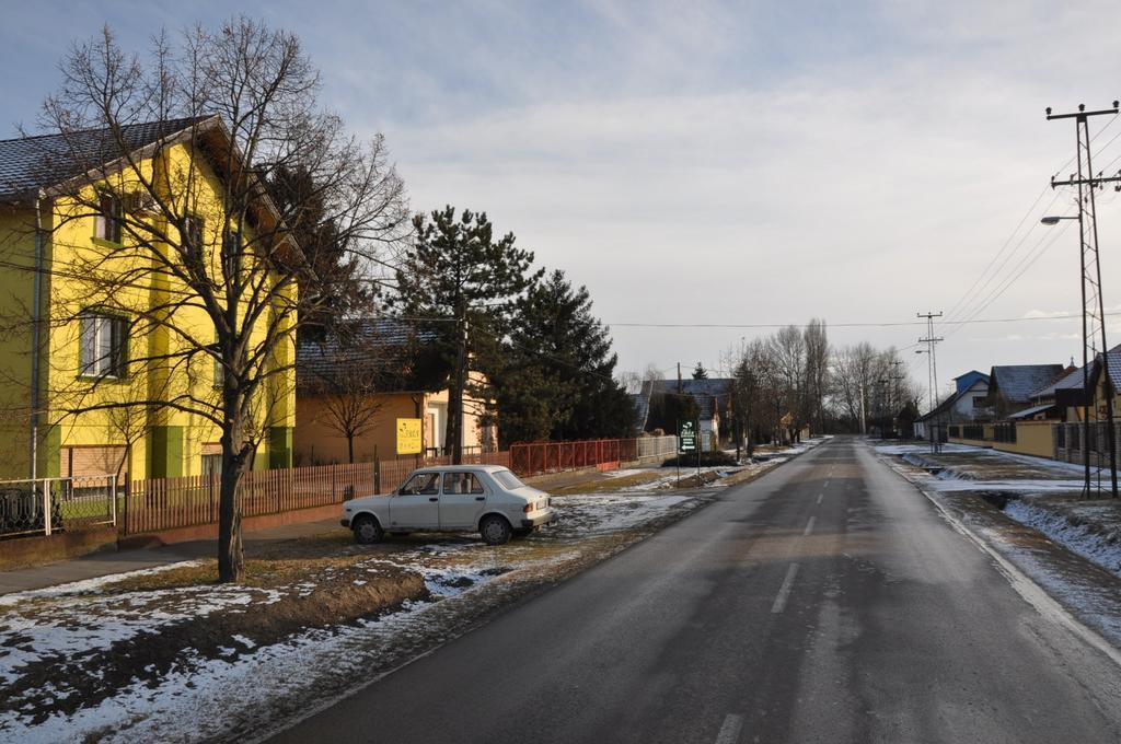 Sobe Tron Palic Hotel Luaran gambar